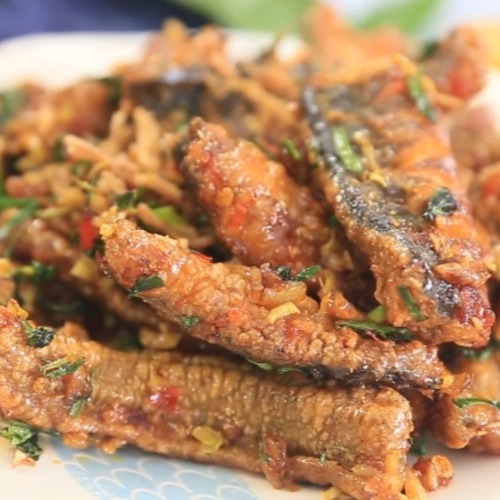 Lươn chiên nước mắm